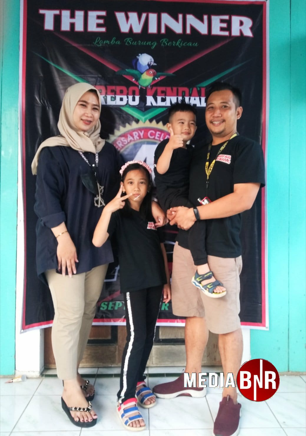 Fahrudin Owner ISHAL AUTOCARS & keluarga